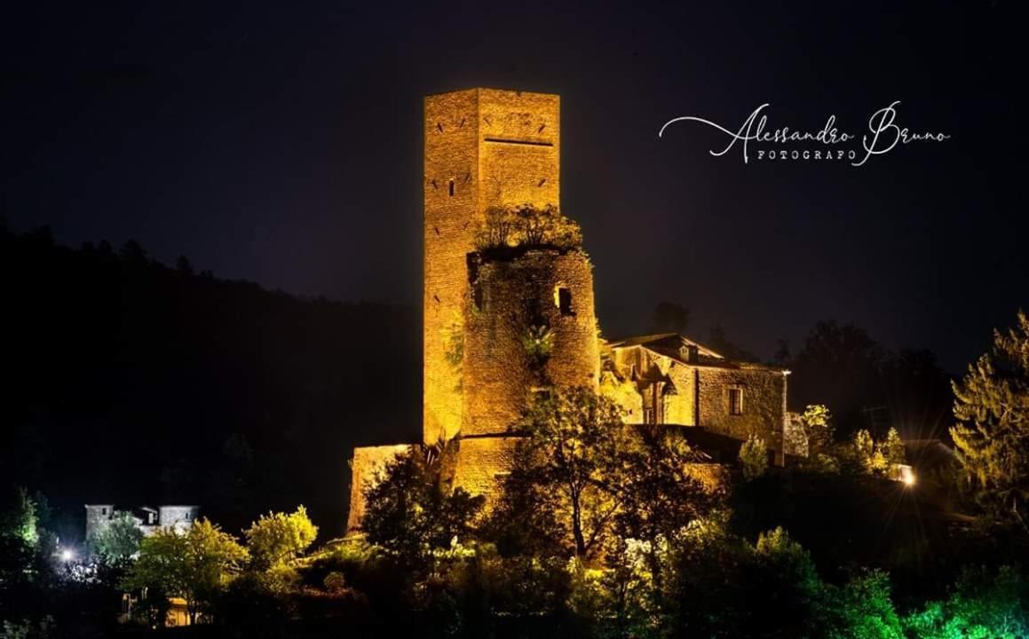 B&B Castello Malaspina di Tresana Esterno foto
